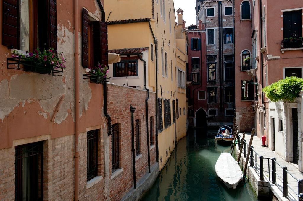 Casa Dell'Albero Apartment Venesia Ruang foto